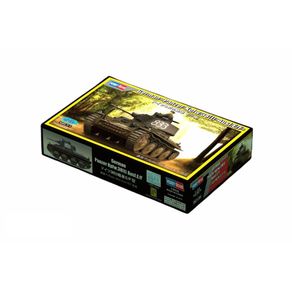 German-Panzer-Kpfw.38-t--Ausf.E-F---1-35---Hobby-Boss