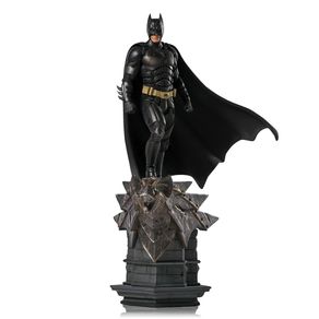 Estatua-Batman-Deluxe-The-Dark-Knight-Art-Scale-1-10-Iron-Studios-01
