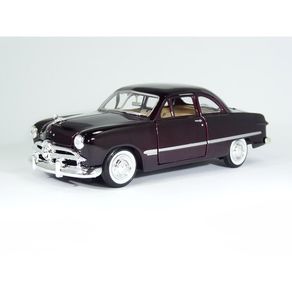 Miniatura-Ford-Coupe-Bordo-1949-1-24-American-Classics-bordo-motormax-73213H-01