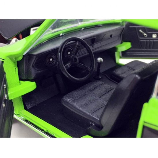Miniatura Carro Plymouth Barracuda 1969 1/18 Verde Yat Ming Miniatura Carro Plymouth Barracuda 1969 1/18 Verde Yat Ming