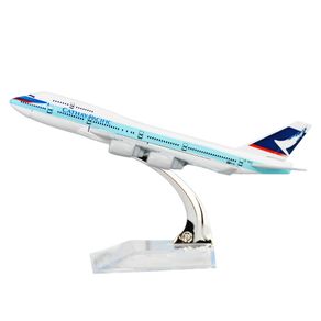 Miniatura-Airplane-Cathay-Pacific-Boeing-747-HB-1609013-01