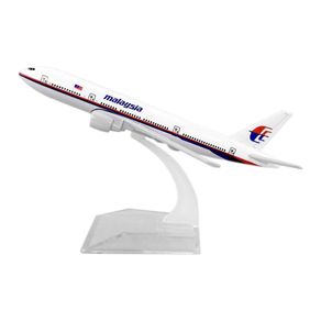 Miniatura-Airplane-Malaysia-Air-Boeing-777-HB-Toys-1908002-01