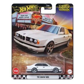 Hot-Wheels-Boulevard--91-BMW-M5-1-64-Mattel-GJT68