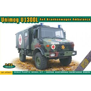 Unimog-U1300L-4x4-Krankenwagen-Ambulance-1-72-Ace-72451