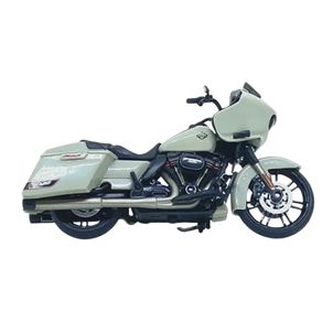 Harley-Davidson-Road-Glide-CVO-Serie-40-2018-1-18-Maisto-31360