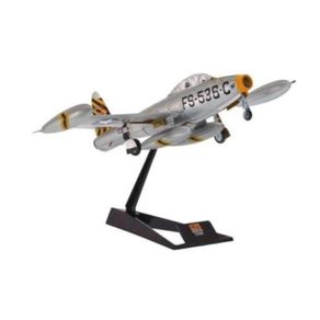 F84E-25--8th-FBS--Lt--Donald-James-1-72-ESY-AF37106