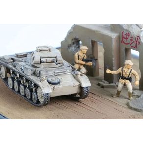 Tanque-Pzkpfw-Ii-Ausf--F-1-76-Revell-3229